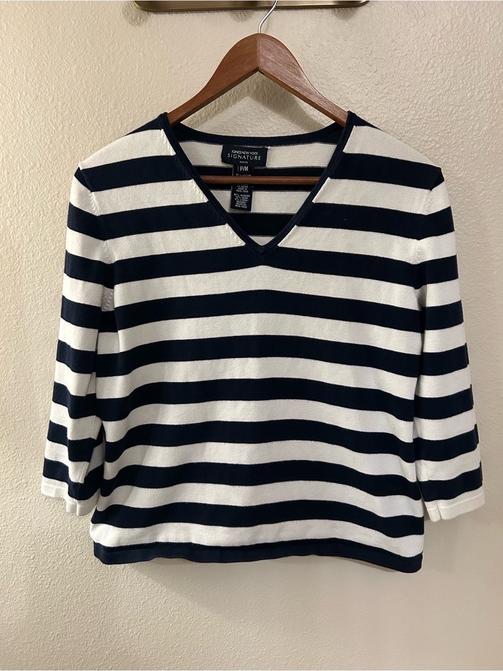 Jones New York Navy and White Striped V-Neck Sweater
